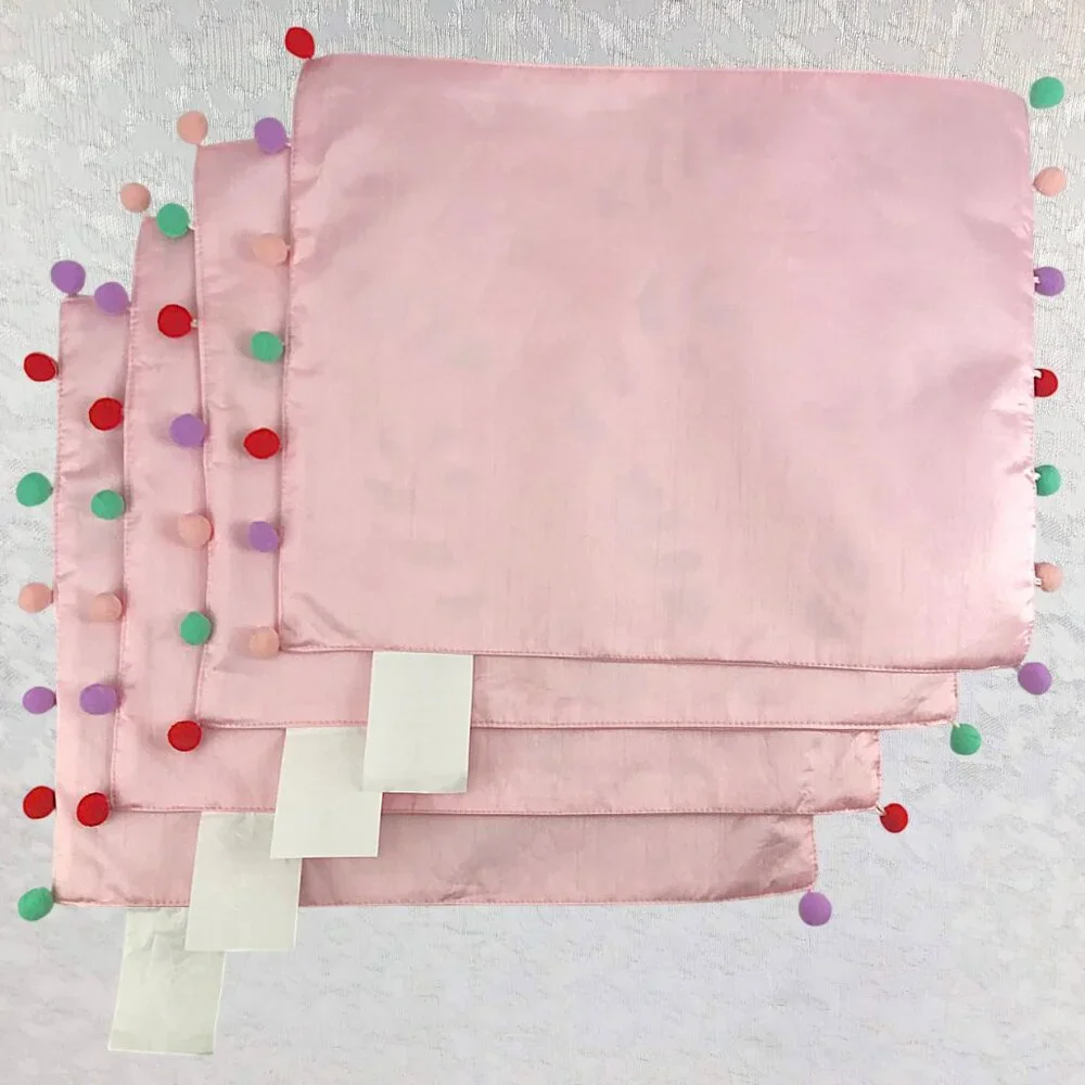 Sleigh Bell Bistro Pink Peppermint Placemats w/ Multicolor Pom-Poms Set of 4 NWT